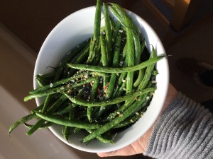 Roasted Green Beans with TJ's Everything but the Bagel Seasoning